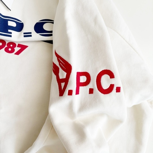 A.P.C.Men’s Off White Adam Sweatshirt Size XS Logo New - Picture 8 of 9